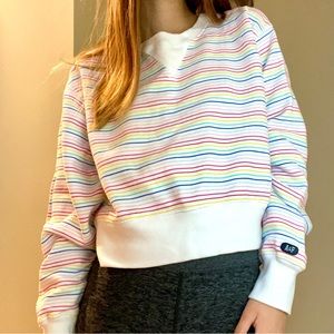 xs abercrombie rainbow stripes cropped pullover 🌟